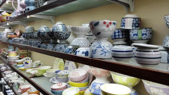 义乌国际商贸城内小商品琳琅满目